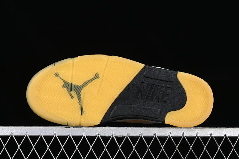 All categories Air Jordan Jordan series basketball shoes Air Jordan 5 pure original version A Ma Maniere x Air Jordan 5 Retro "Photon Dust" AJ5 Joe 5 light tooth white joint model FZ5758-004